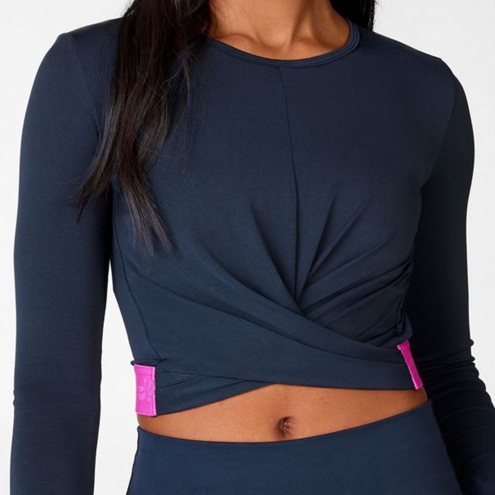 Pia Front Twisted Long-Sleeve Top